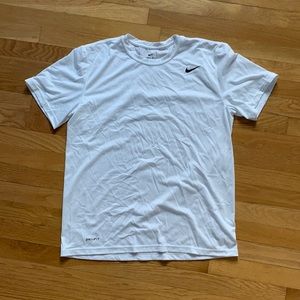 Nike dri fit shirt men’s size Large